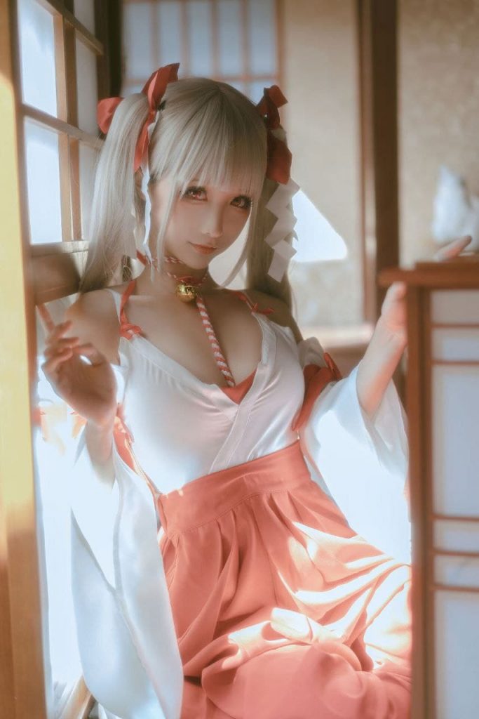 5.jpg 夏日神社 巫女露乳-蠢沫沫《碧蓝航线》可畏号巫女装COS  美图写真 第5张