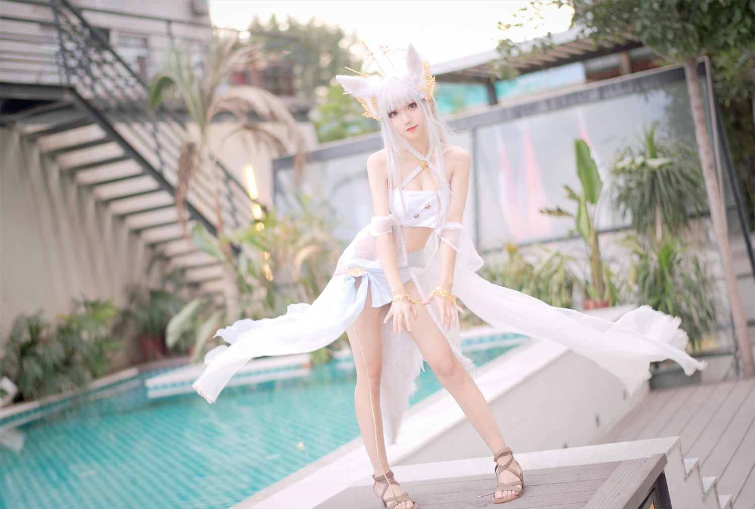 2.jpg 花柒Hana白金泳装COS  第2张
