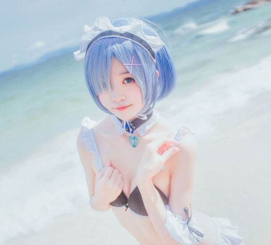 3.jpg 桜桃喵《蕾姆COS》：从可爱到迷人的完美呈现  桜桃喵 第2张