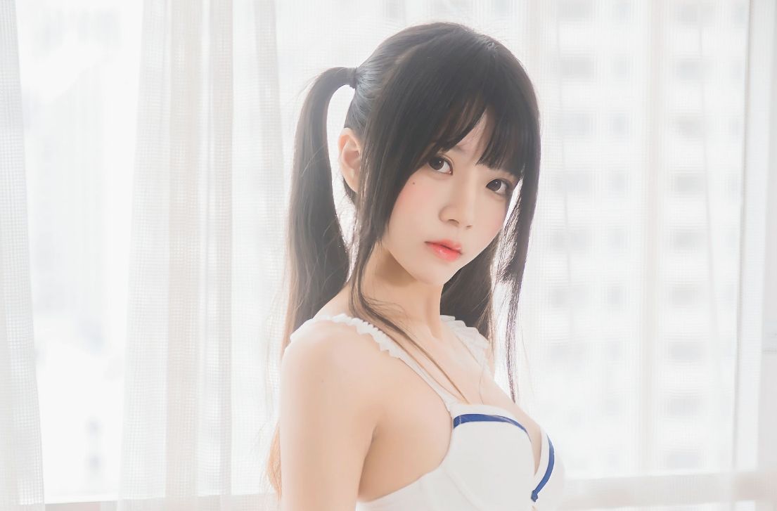 3.jpg 桜桃喵《白衬衫双马尾》：简单却不失魅力的清新气息  桜桃喵 第3张